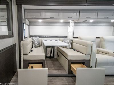 2026 Thor Motor Coach Inception - Photo 13