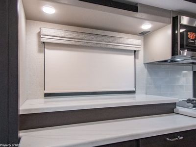 2026 Thor Motor Coach Inception - Photo 18