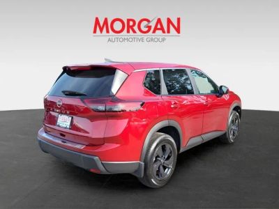 2026 Nissan Rogue — side profile view