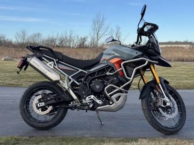 2026 Triumph Tiger 900 Desert Edition — front three-quarter view