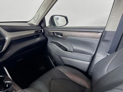 2021 Toyota Highlander - Photo 26
