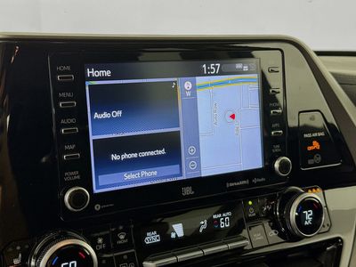 2021 Toyota Highlander - Photo 14