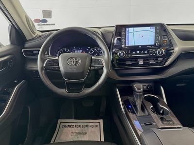 2021 Toyota Highlander - Photo 25
