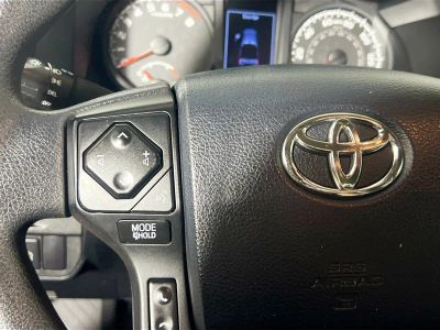 2018 Toyota Tacoma — photo 16 view