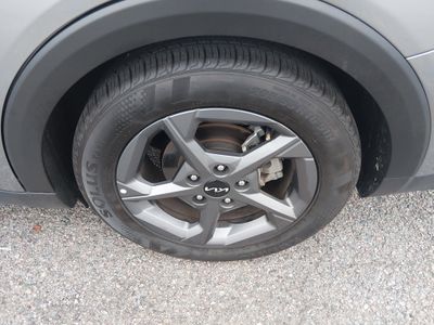 2025 Kia K4 — photo 10 view