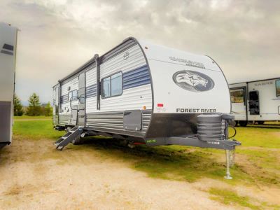 2026 Forest River RV Cherokee Grey Wolf - Photo 4