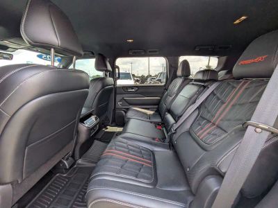2025 Nissan Armada — photo 13 view