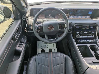 2025 Nissan Armada — photo 17 view