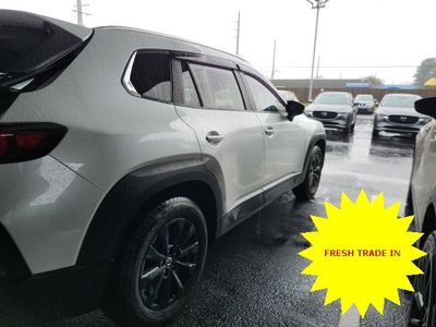 2023 Mazda CX-50 - Photo 2