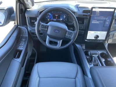 2025 Ford F-150 Lightning - Photo 11