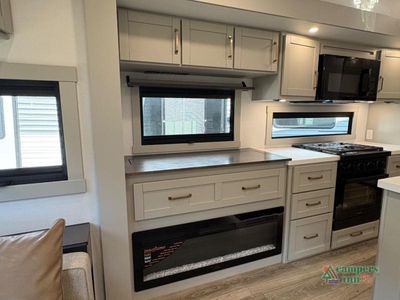 2026 Brinkley Model Z — photo 26 view