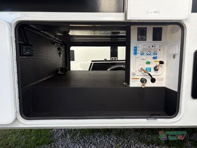 2026 Brinkley Model Z — photo 43 view