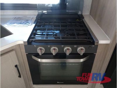 2025 Forest River RV Rockwood Ultra Lite - Photo 25