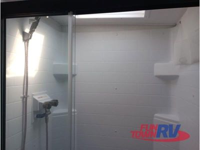 2025 Forest River RV Rockwood Ultra Lite - Photo 47