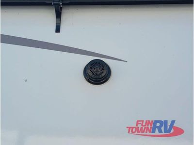 2025 Forest River RV Rockwood Ultra Lite - Photo 18