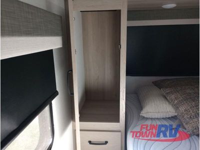 2025 Forest River RV Rockwood Ultra Lite - Photo 41