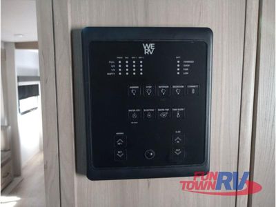 2025 Forest River RV Rockwood Ultra Lite - Photo 35