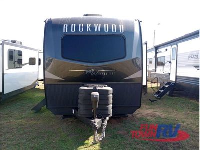 2025 Forest River RV Rockwood Ultra Lite - Photo 3