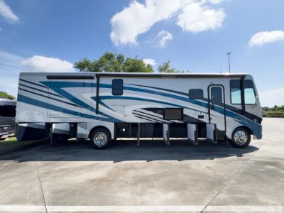 2022 Newmar BAY STAR - Photo 24