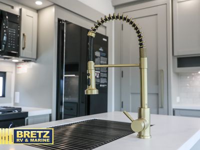 2026 Brinkley Model Z - Photo 15