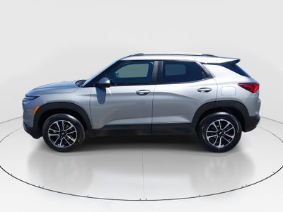2025 Chevrolet Trailblazer - Photo 4