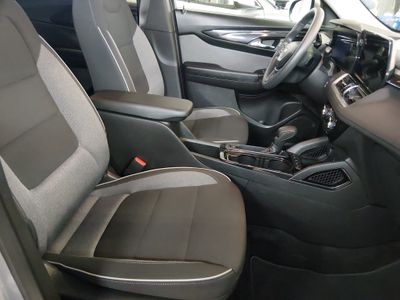2025 Chevrolet Trailblazer - Photo 19
