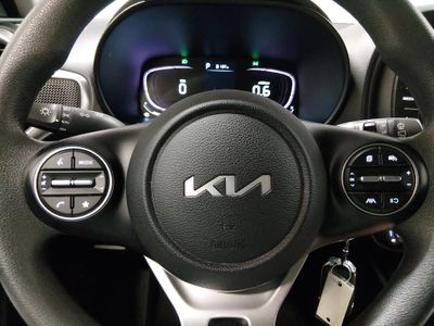 2024 Kia Soul - Photo 12