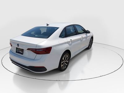 2024 Volkswagen Jetta — photo 7 view