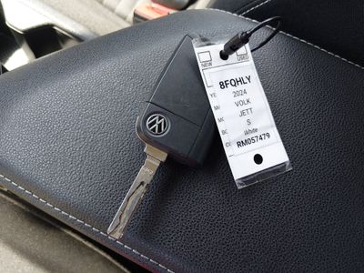 2024 Volkswagen Jetta — photo 15 view