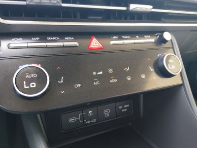 2024 Hyundai Sonata - Photo 18