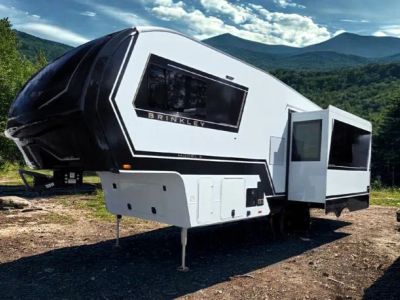2026 Brinkley RV Model Z - Photo 3