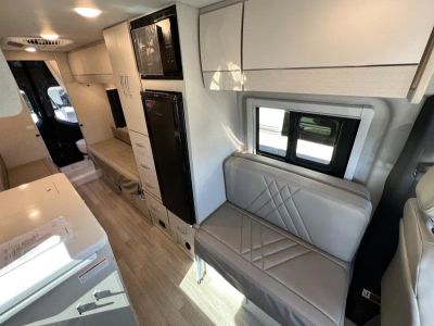 2026 Thor Motor Coach SANCTUARY - Photo 15