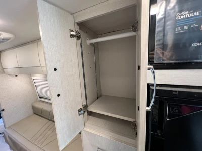 2026 Thor Motor Coach SANCTUARY - Photo 18