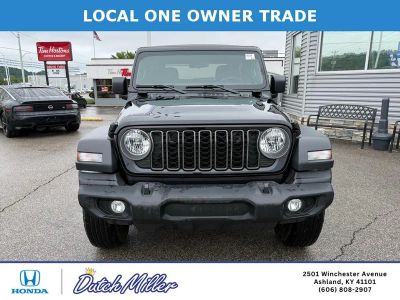 2025 Jeep Wrangler — side profile view