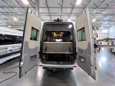 2019 Roadtrek ROADTREK - Photo 2
