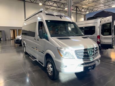 2019 Roadtrek ROADTREK - Photo 1