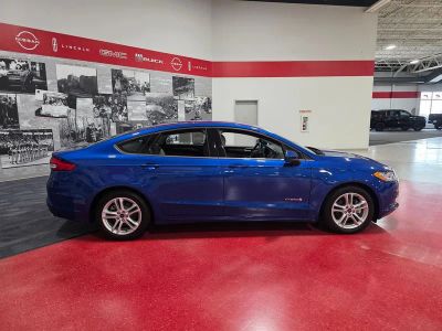 2018 Ford Fusion Hybrid — side profile view