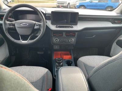 2023 Ford Maverick - Photo 12