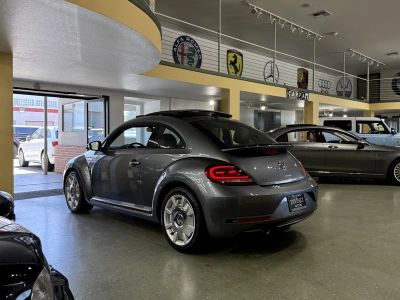 2017 Volkswagen Beetle - Photo 2
