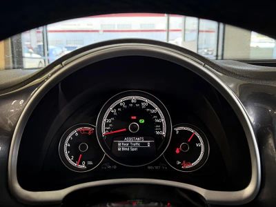 2017 Volkswagen Beetle - Photo 15