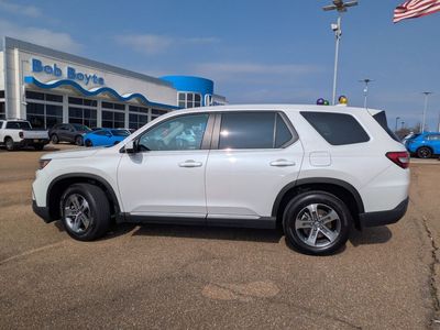 2024 Honda Pilot — side profile view