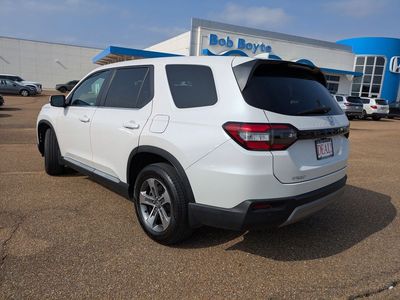 2024 Honda Pilot — rear three-quarter view