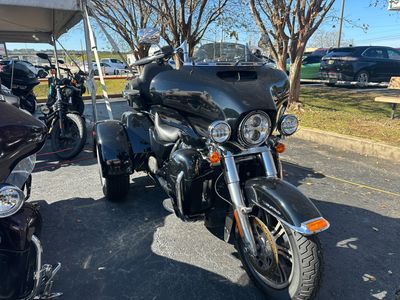 2023 Harley-Davidson Tri Glide Ultra - Photo 3