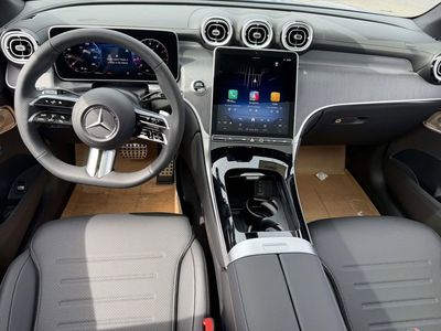 2026 Mercedes-Benz GLC - Photo 4