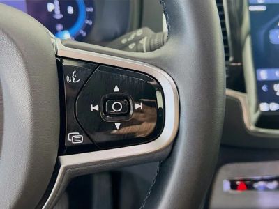 2023 Volvo XC90 — photo 18 view
