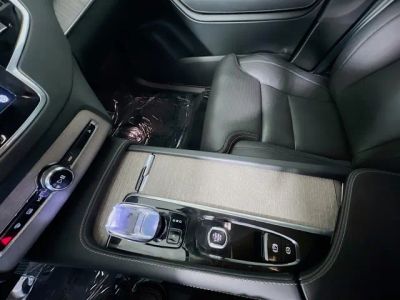2023 Volvo XC90 — photo 25 view