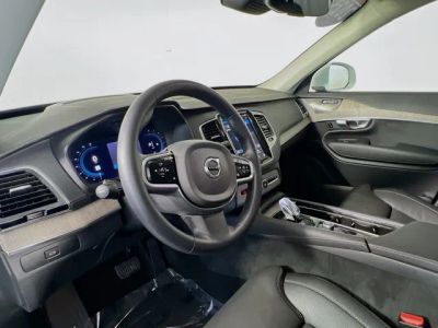 2023 Volvo XC90 — photo 11 view