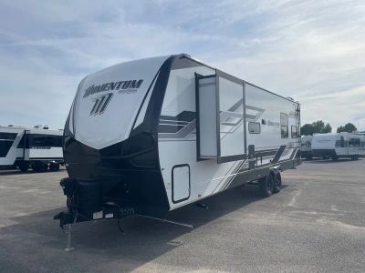 2026 Grand Design Momentum — side profile view