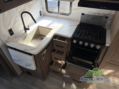 2024 Alliance RV Delta - Photo 10