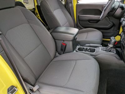 2023 Jeep Wrangler — photo 23 view